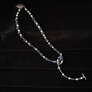 BLUE NECKLACE WITH BLUE TASSEL